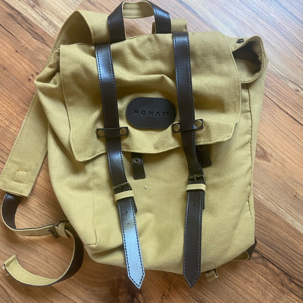 Monat backpack